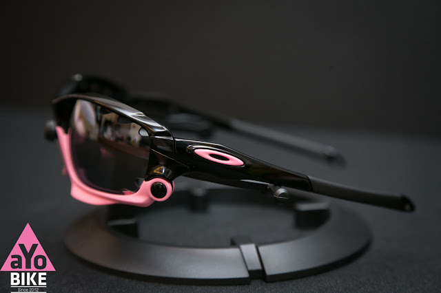 Oakley customize Do n’ t Wait IMPOSSIBLE TO FIND ANYWHERE! ” EL CAPITAN ” etched on the lower left lens!! Note: % Authentic Original X-METAL JULIET CARBON.